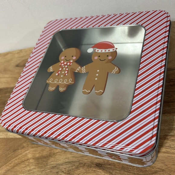 Gingerbread Boy & Girl Cookie Candy Tin Christmas 8.25” x 8.25" x 3" - Picture 3 of 5